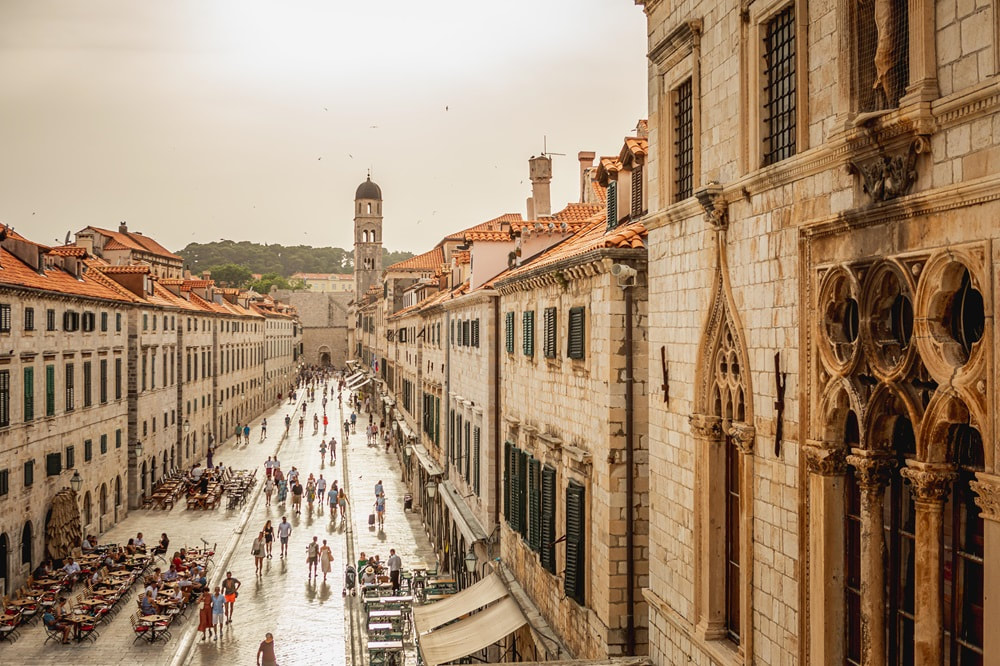 Old town Dubrovnik. Photo by Julien Duval.
